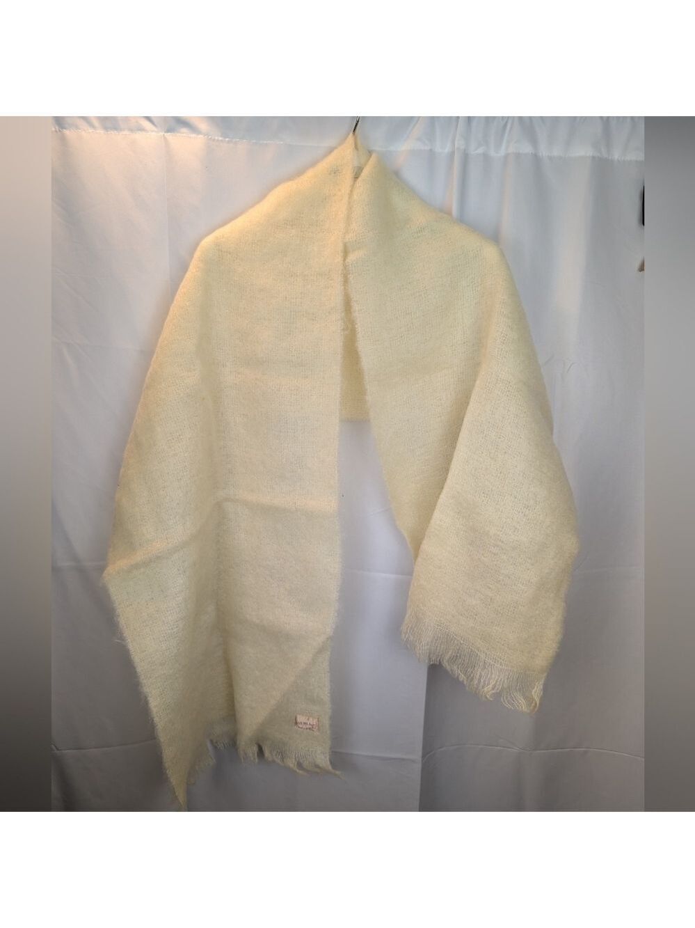 All Mohair Pile Vintage Cream Mohair Scarf In EUC